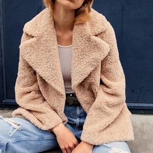 Anthropologie Unreal Fur S 386$ Madam Shearling Jacket Coat Tan Beige NWT